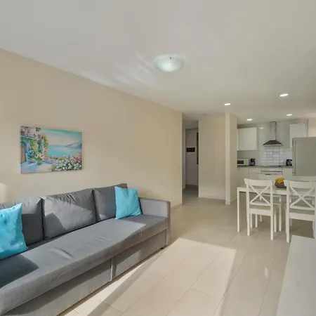 Atico * Los Cristianos (Tenerife)